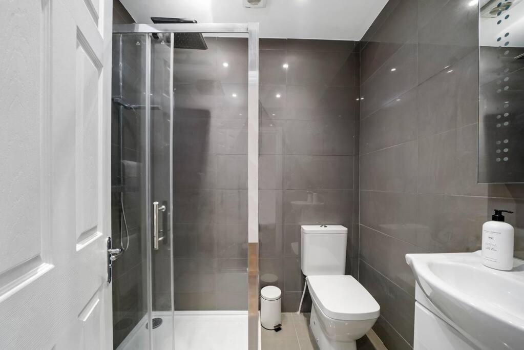 The Chaucer Suite - Exceptionally Stylish - Sleeps 4 Canterbury Exterior photo